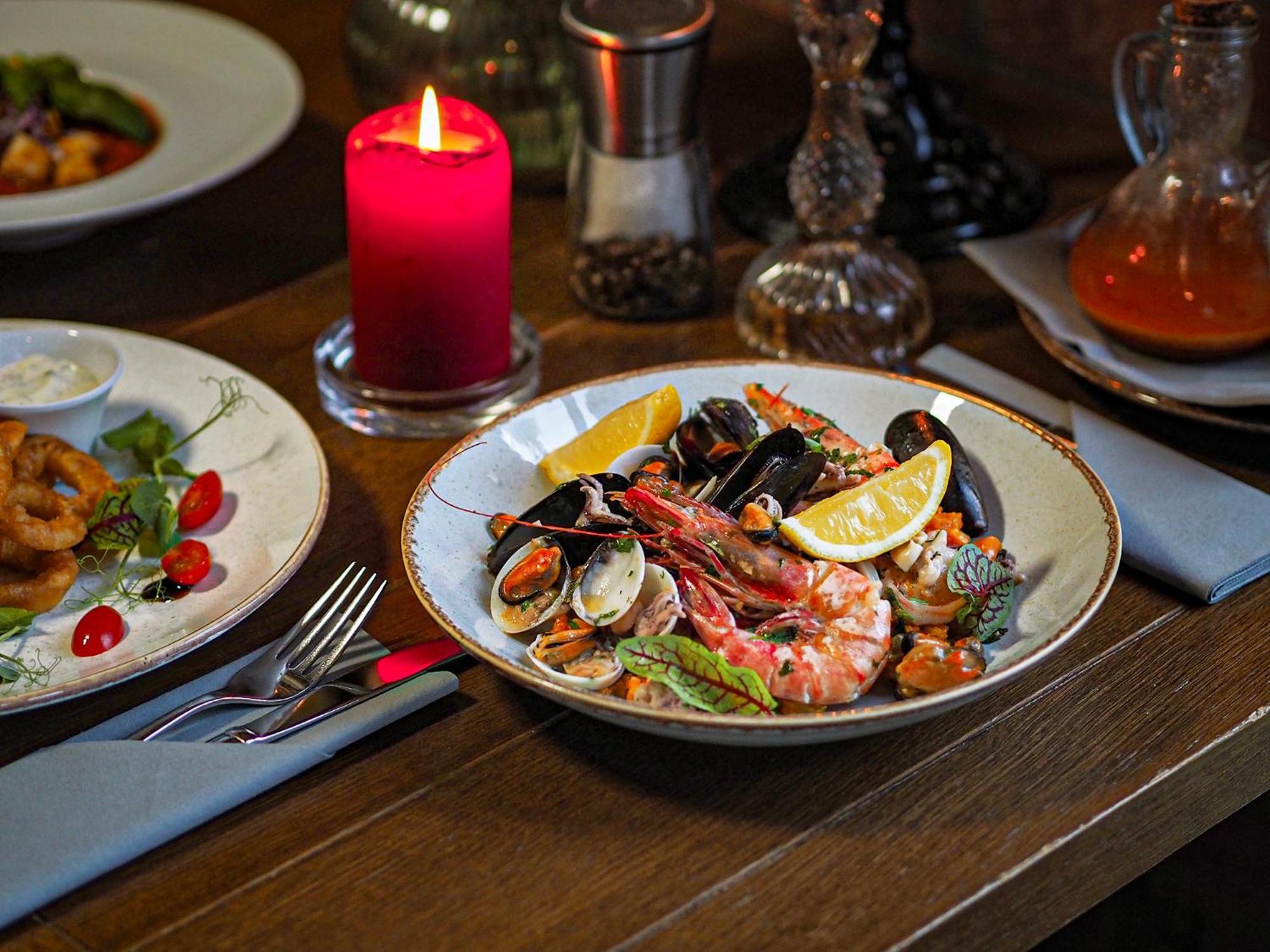 Willa Port Ostroda Exterior photo Seafood salad